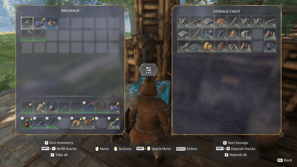 Inventory slots in the small magic chest in enshrouded